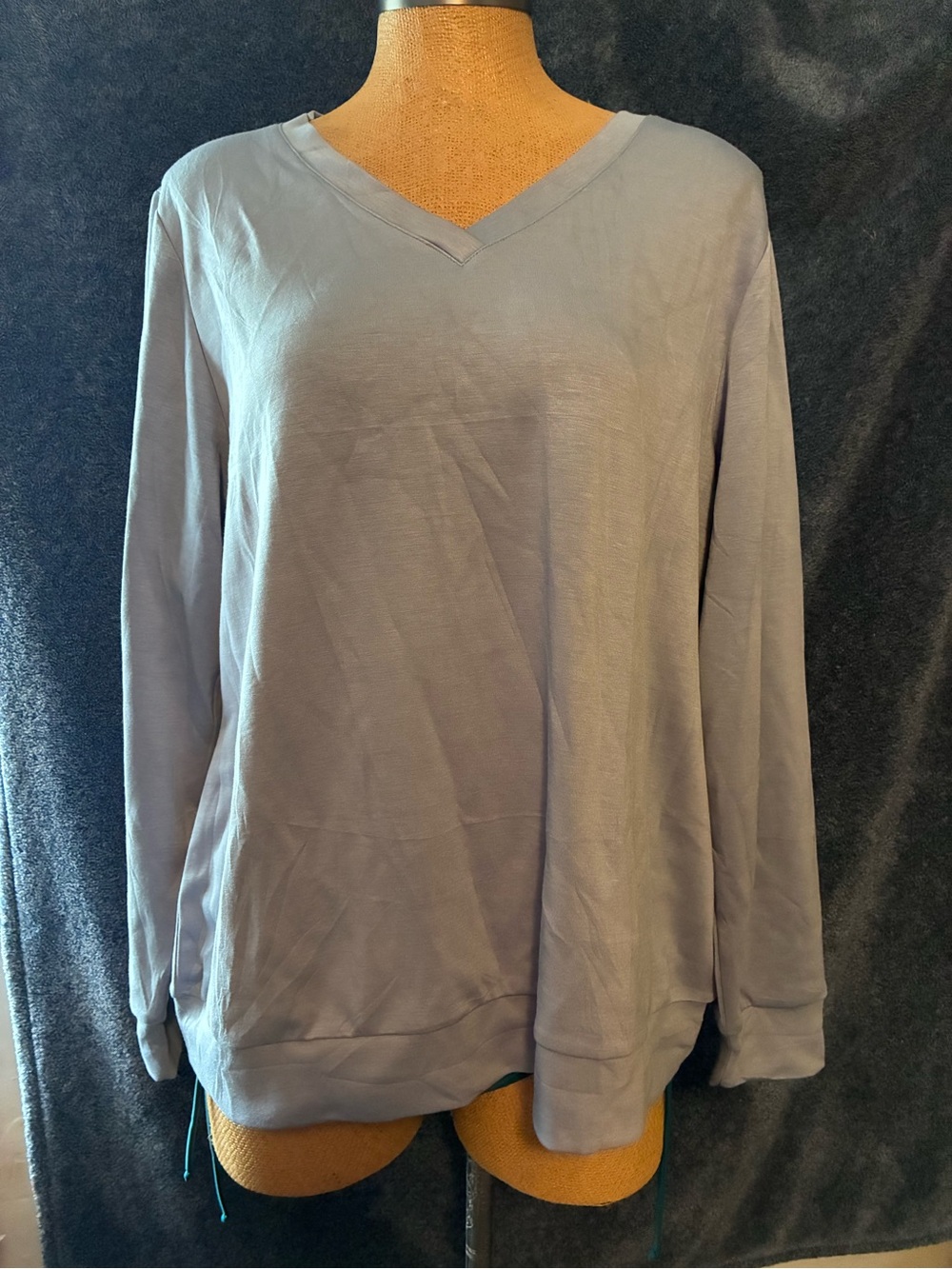 Women's V-Neck Long Sleeve Top